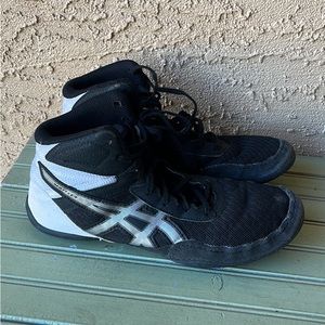 Asics Wrestling shoes size 7